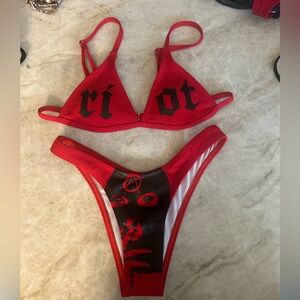Red and black high cut bikini!❤️